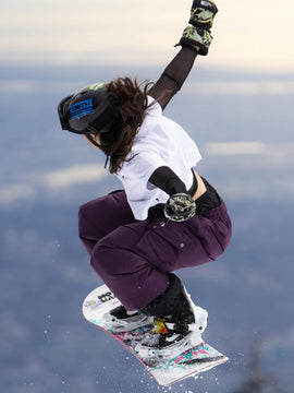 Women's Mountain Chill Baggy Snow Pants with 2 Swag Cargo Pockets